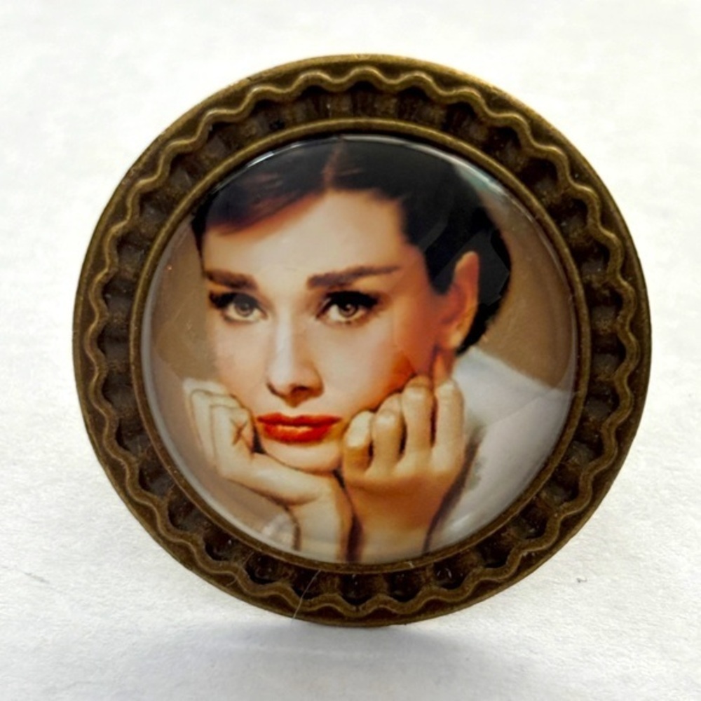Retro Audrey Hepburn Victorian Style Adjustable Ring, Handmade, NWT